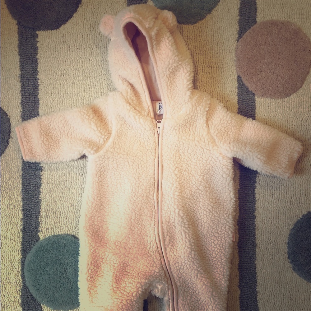 Pale pink/blush sweatsuit bodysuit Frim gap 3-6 mo